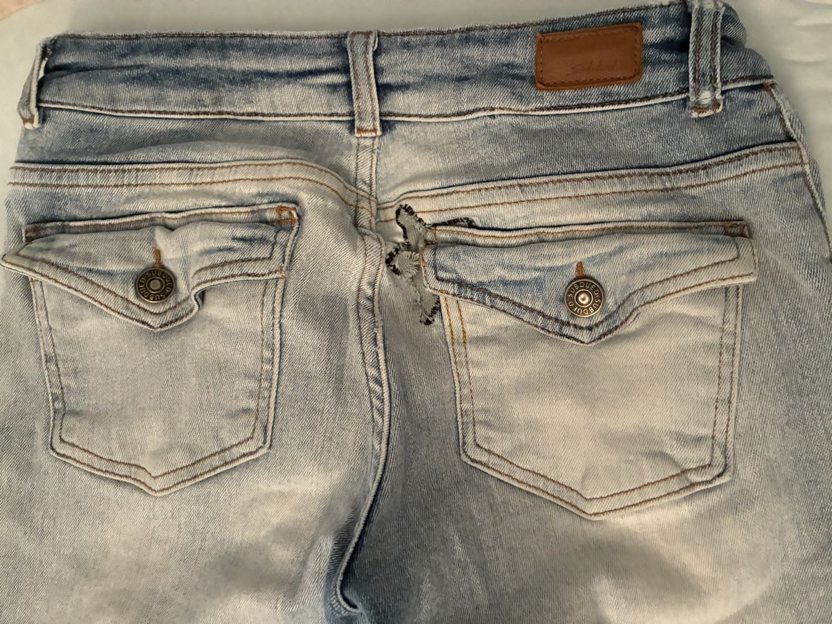 Pantalons: Subdued flared jeans it 42 – D'occasion à Rüschlikon par ant_5v7g 2