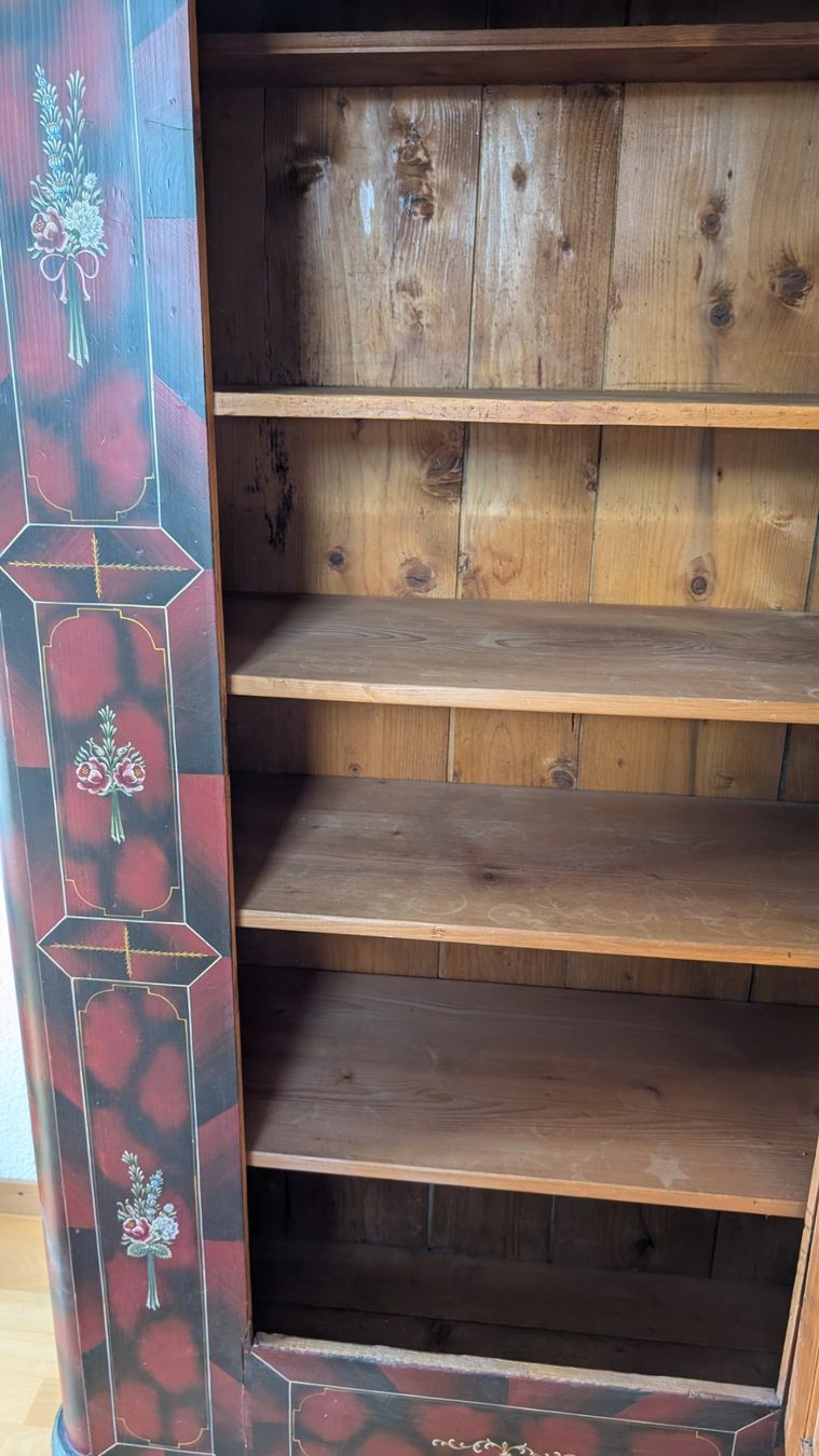 Schränke: Schrank mit Bauernmalerei – Gebraucht aus Ittigen von sto_b6fg 5