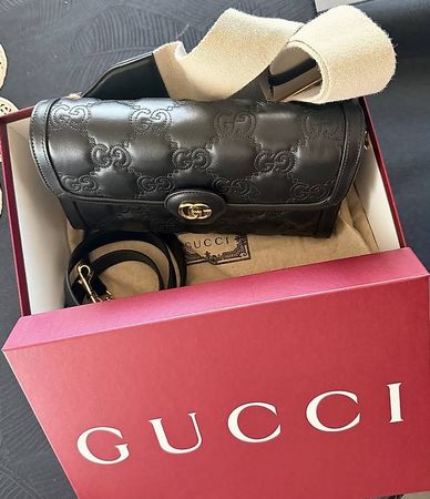 Sac Gucci noir à bandoulière 