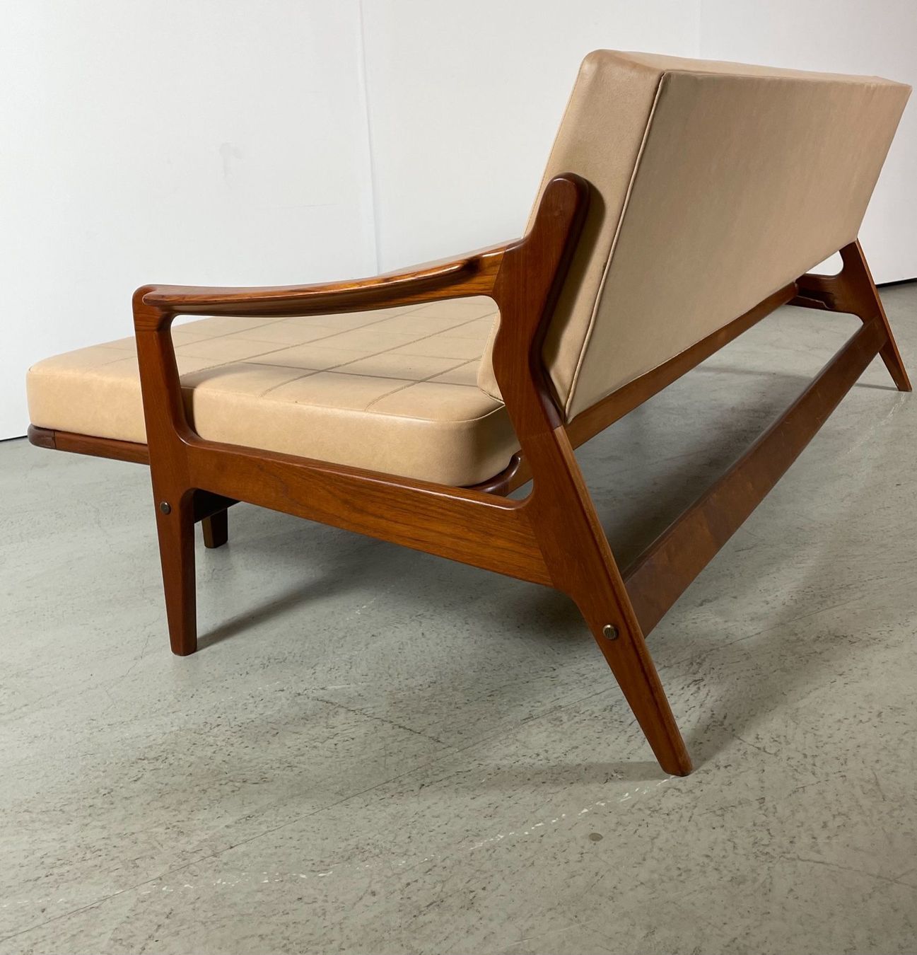 Sofas: Teak Daybed Arne Wahl Iversen – Gebraucht aus Basel von MidMod20C 8