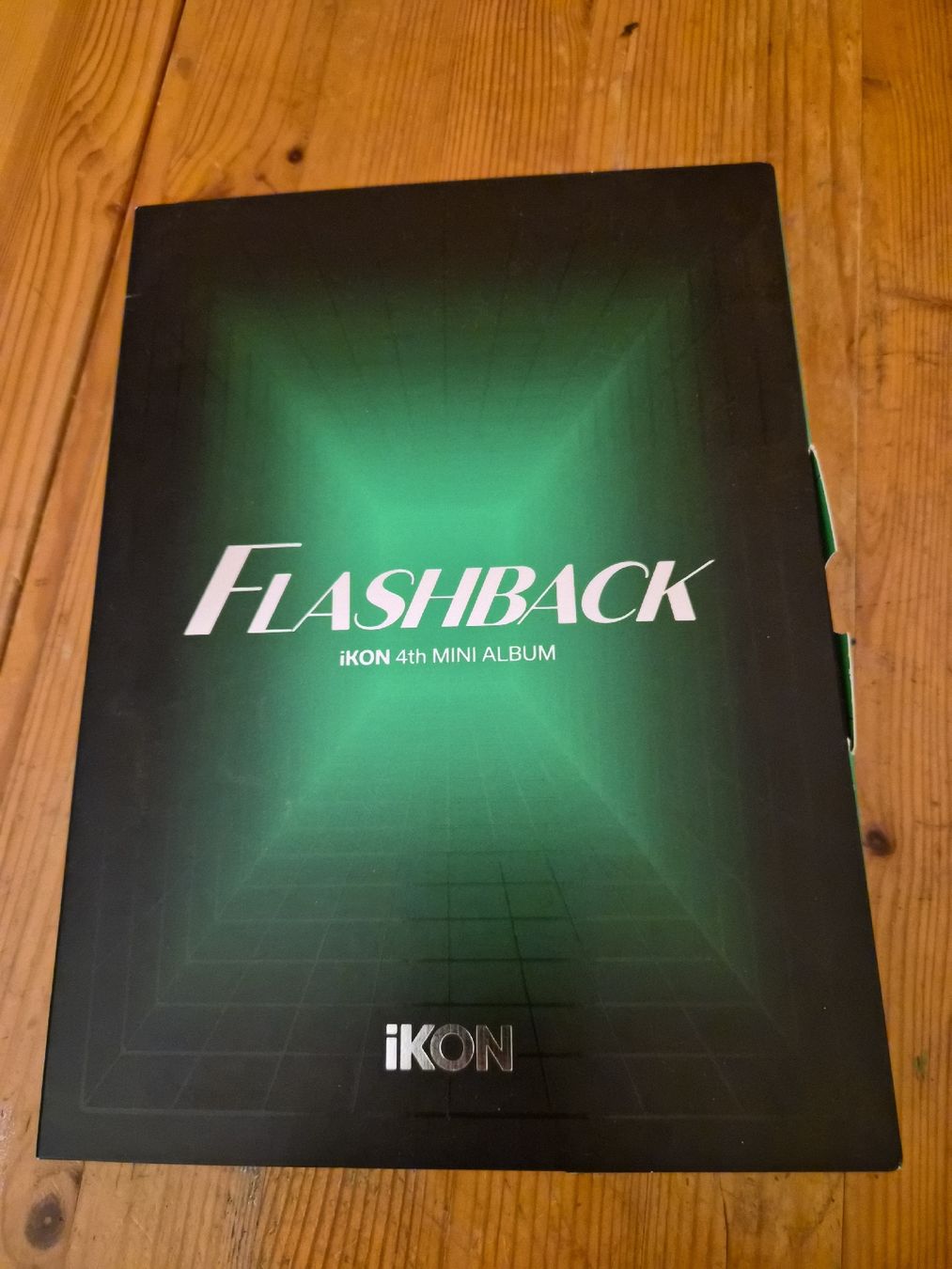 CDs: IKON 4th mini Album Flashback – Neu (gemäss Beschreibung) aus Zweisimmen von val_2njg