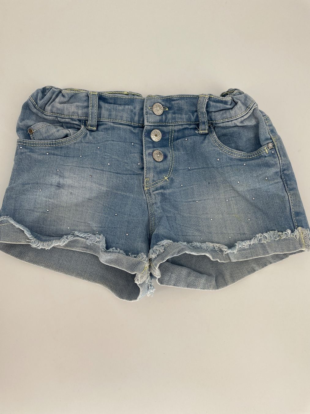 Pantaloni: Mädchen Jeans Shorts Gr. 116 mit Strass – Usato da Auenstein venduto da moin.