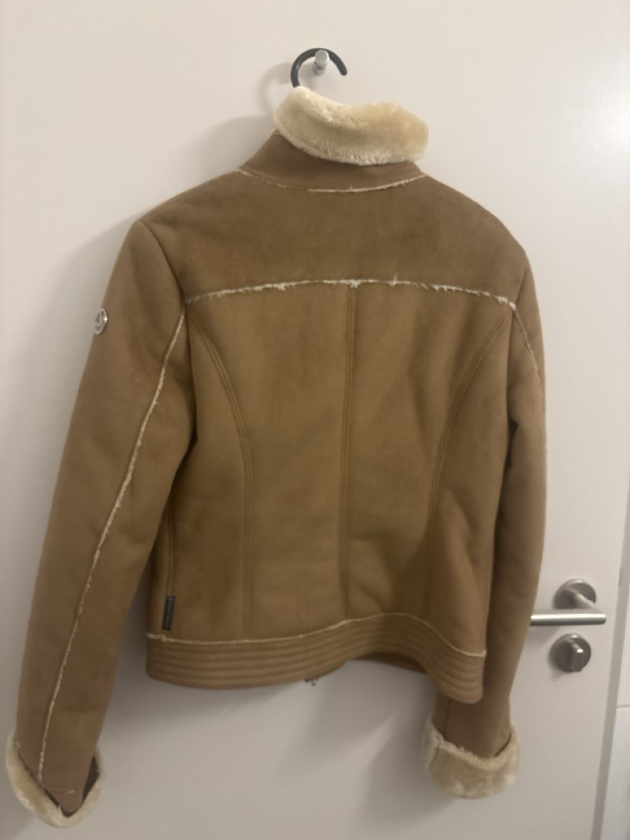 Giacche: Armani Jeans Beige Winterjacke Gr. 40 – Nuovo (secondo la descrizione) da Feusisberg venduto da LadyLook 1
