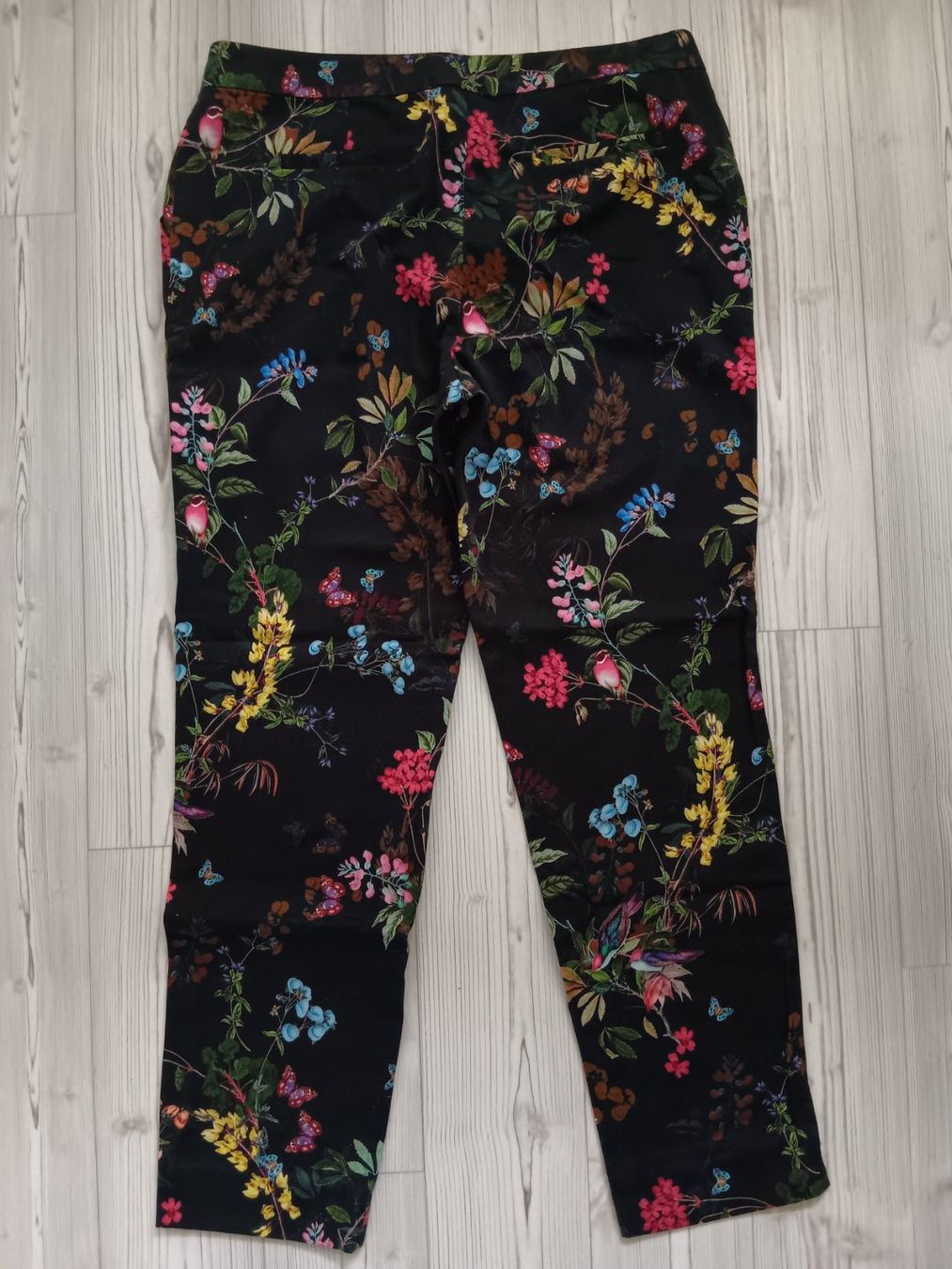 Nafnaf Pantaloni: NAF NAF  Pantalon / Hose    Taille / Grosse 40 CH .... – Usato da Cossonay-ville venduto da Super-Price-Quality 5