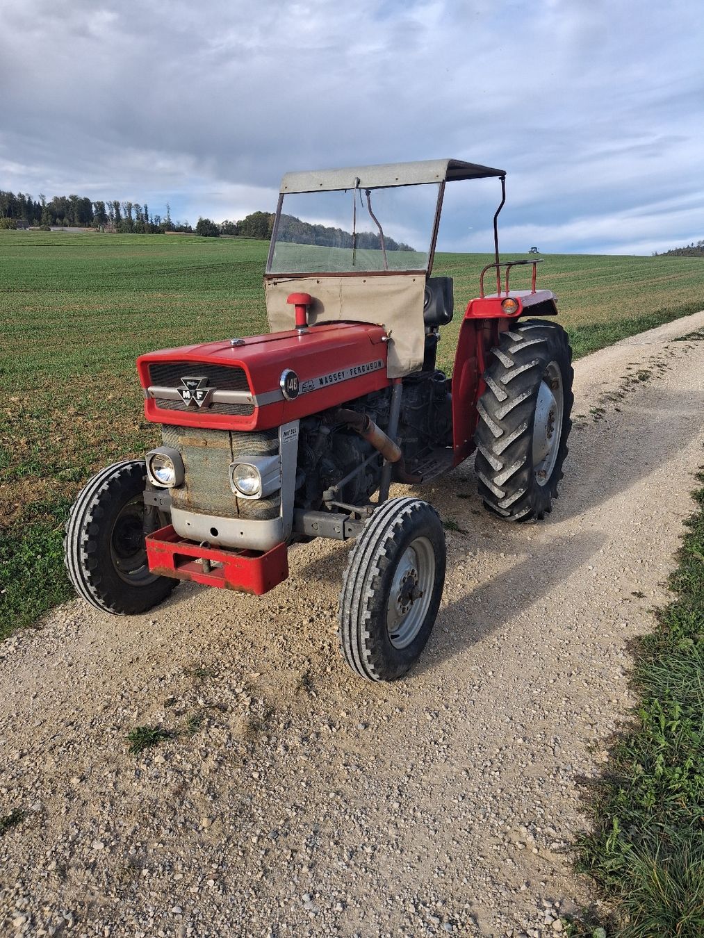 Massey Ferguson Tracteurs: Massey Ferguson 148 – D'occasion à sünikon par SDF9898