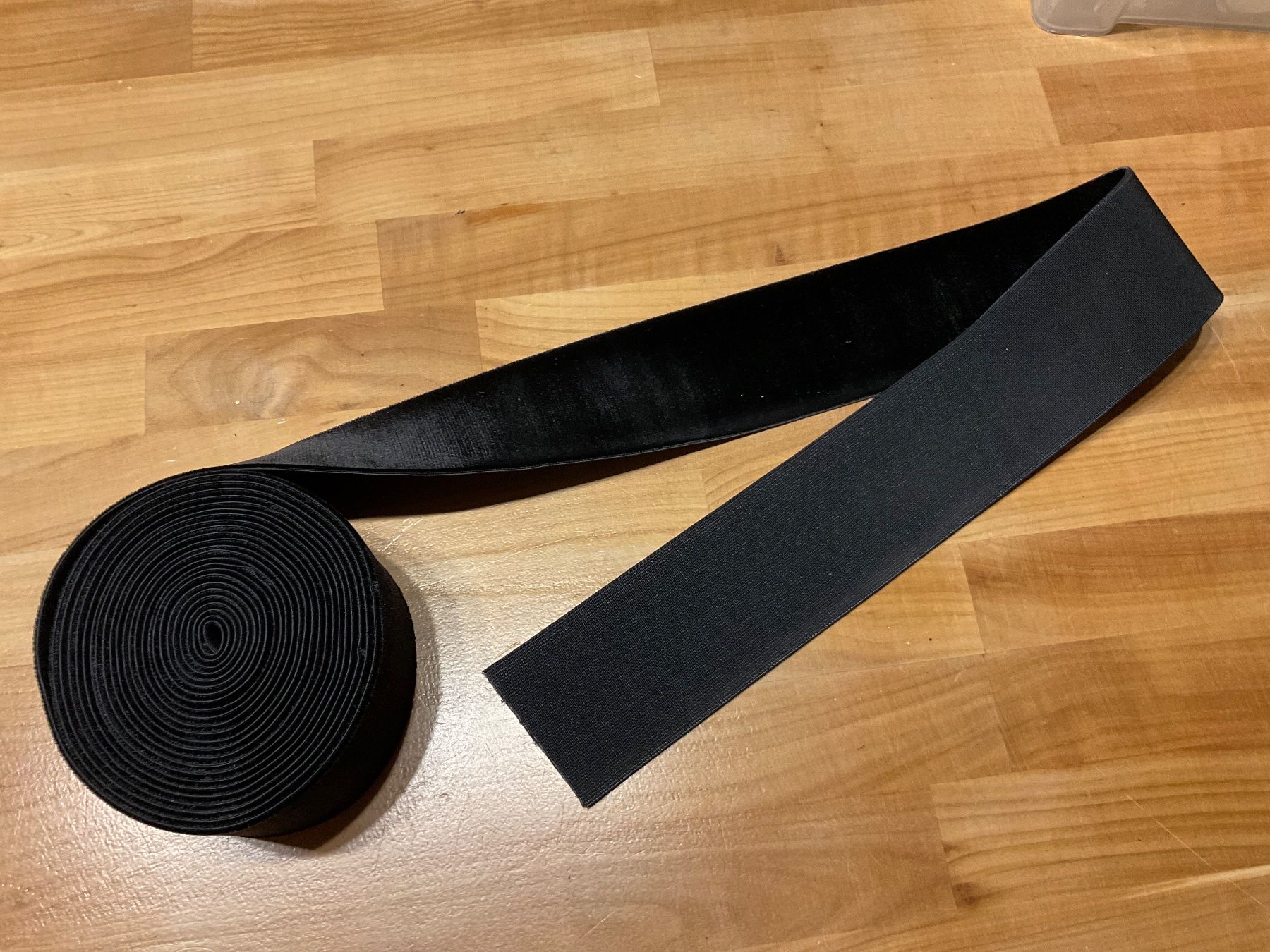 Stoffe: Samt Webband / schwarz 5 Meter lang – Gebraucht aus Rümlang von euqinom16
