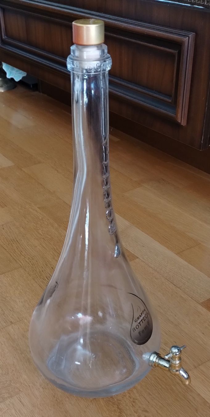 Altro in Stoviglie & Bicchieri: Grappa Bottega Glasflasche mit Zapfhahn – Usato da Bern venduto da Jihman