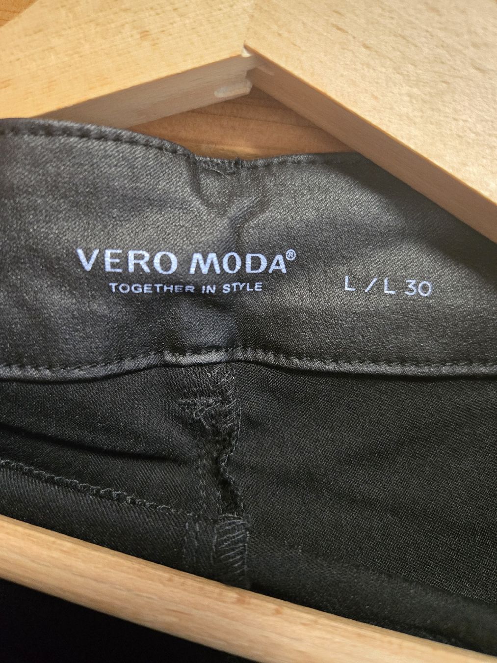 Vero Moda Jeans: vera Moda Hose neu L/30 – Neu (gemäss Beschreibung) aus Zürich von Deesay 2