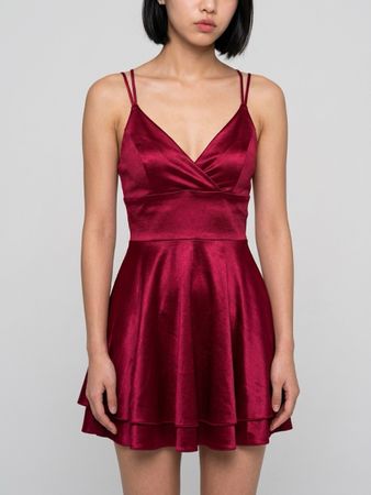 Kleid rot Seidenoptik Grösse XS neuwertig