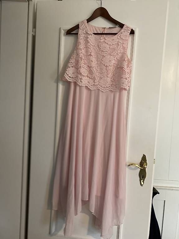 Vestiti: Abendkleid rosarot, lang – Usato da Bütschwil venduto da syb_27mb