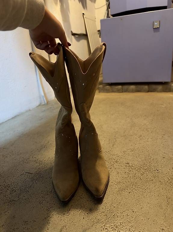 Damenschuhe: Camoeros beige – Gebraucht aus Gorduno von deesssiree 4