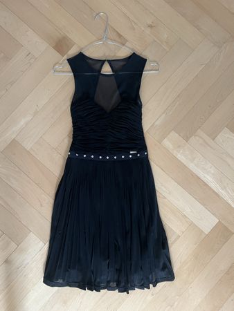 Guess Kleid schwarz Grösse XS 