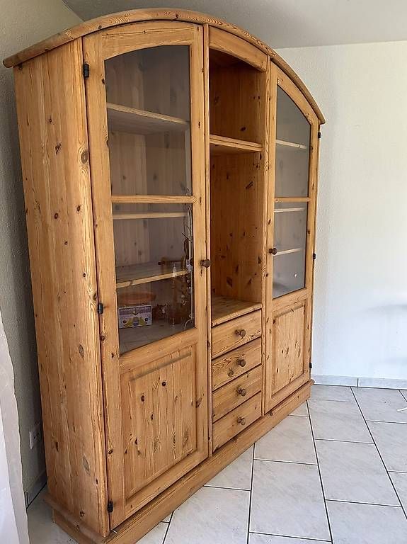 Armadi: Arvenholz Schrank/Buffet – Usato da Bern venduto da Martinfuchs 1