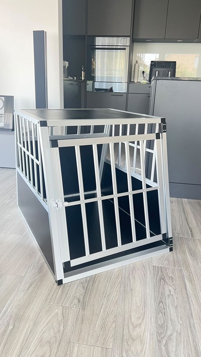 Gabbie, trasporto & Sicurezza: Hundebox Aluminium  – Nuovo (secondo la descrizione) da Felben-Wellhausen venduto da lel_wdd9