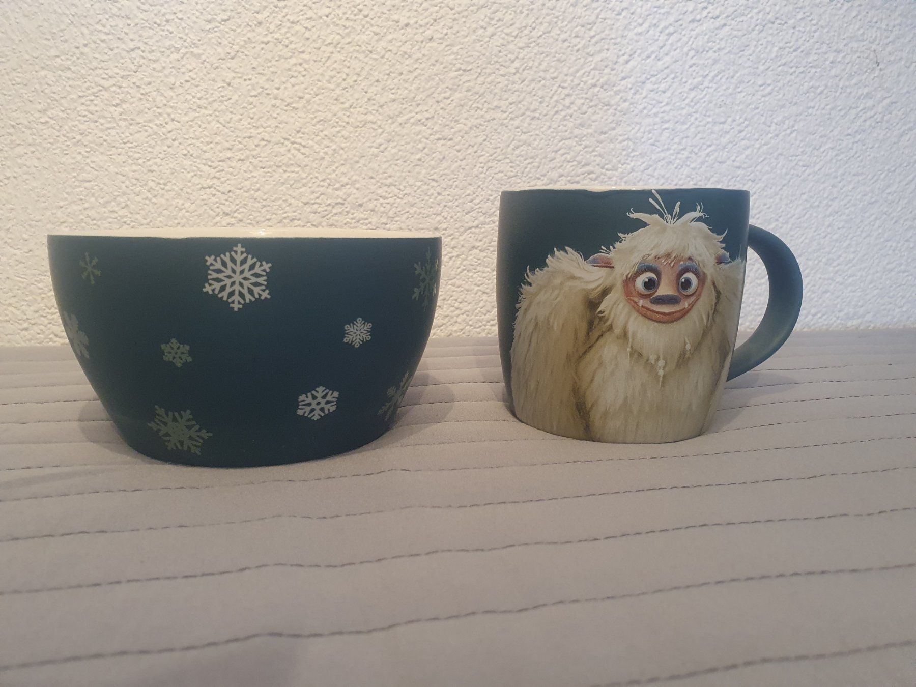 Set di piatti: Kindergeschirr Snow Monster – Nuovo e nell'imballaggio originale da Volketswil venduto da gloriamundi