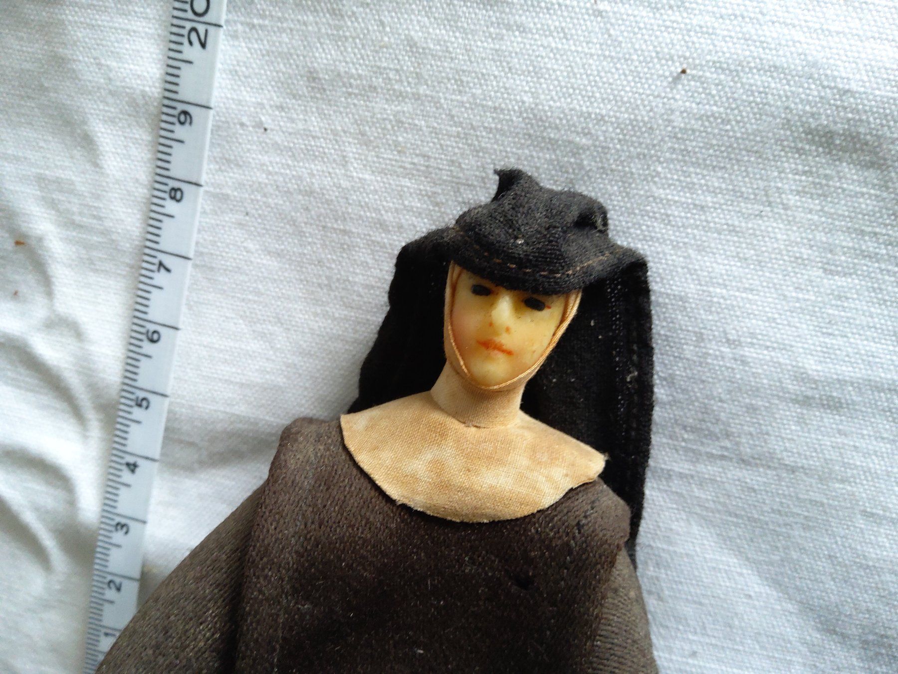 Figurines: Figur Nonne antik – D'occasion à Bischofszell par Joachim-115 1