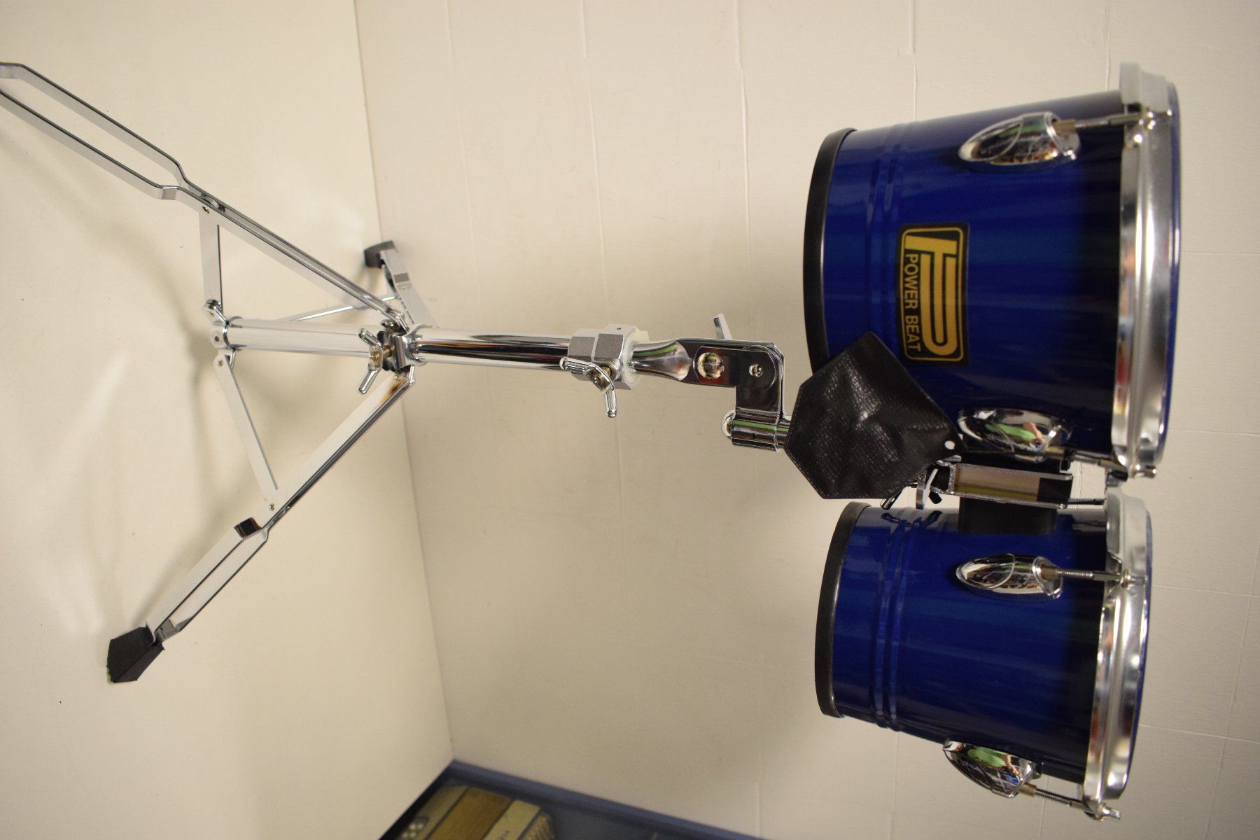 Strumenti musicali: Bongo Power Beat mit Ständer NEU – Nuovo (secondo la descrizione) da Zürich venduto da Brockito 5