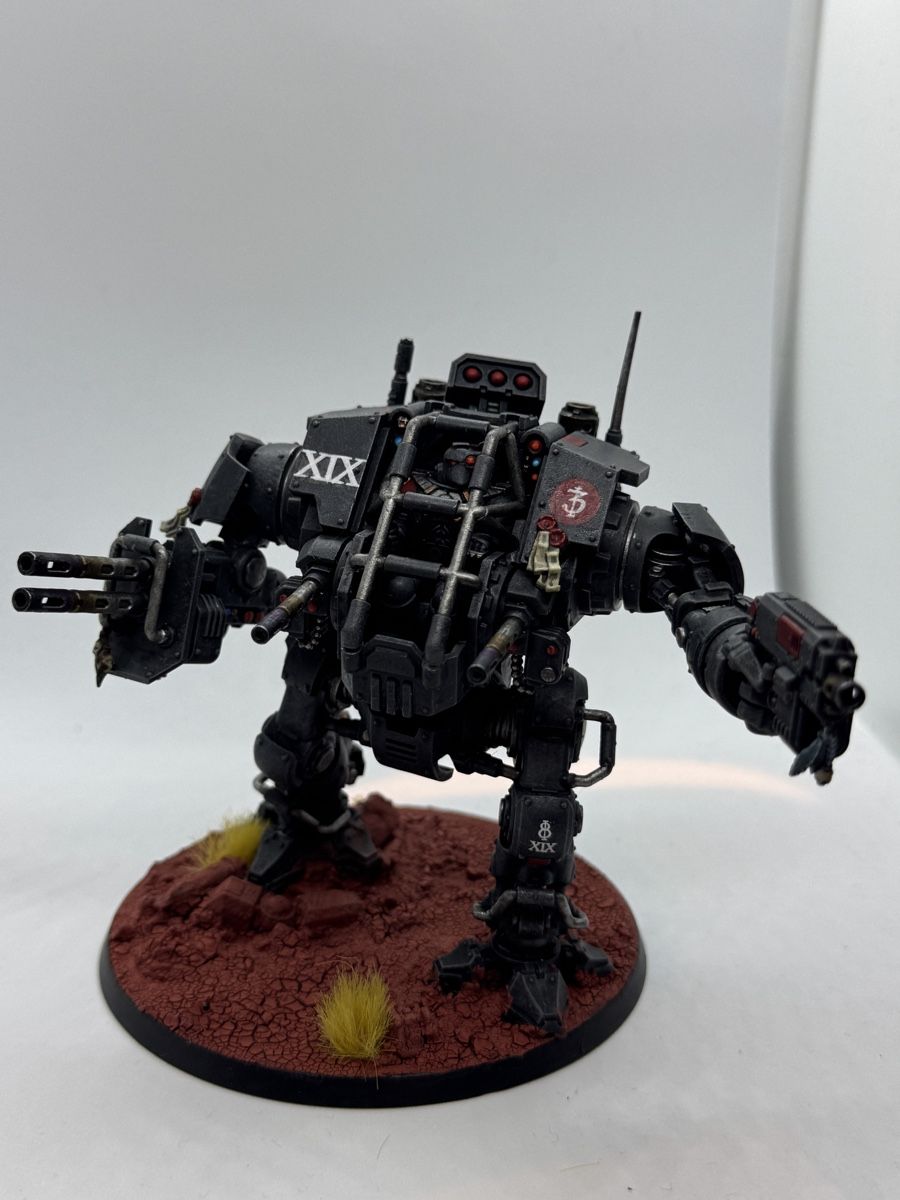 Spiele: Warhammer 40k Invictor Tactical Warsuit Model – Gebraucht aus Luzern von Re-Carnation 4