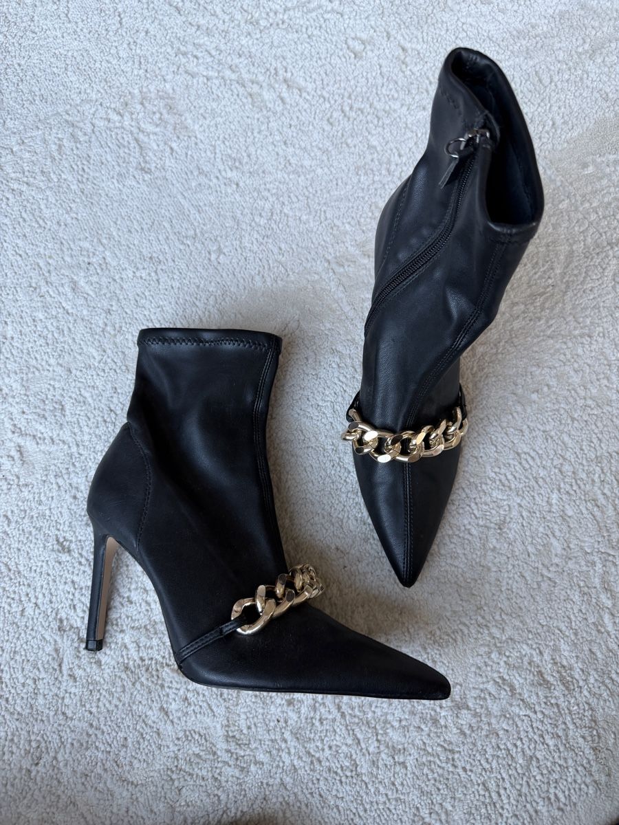 Zara Scarpe da donna: ZARA Boots Black Chain, size 37 – Usato da Dübendorf venduto da ilianalou 3