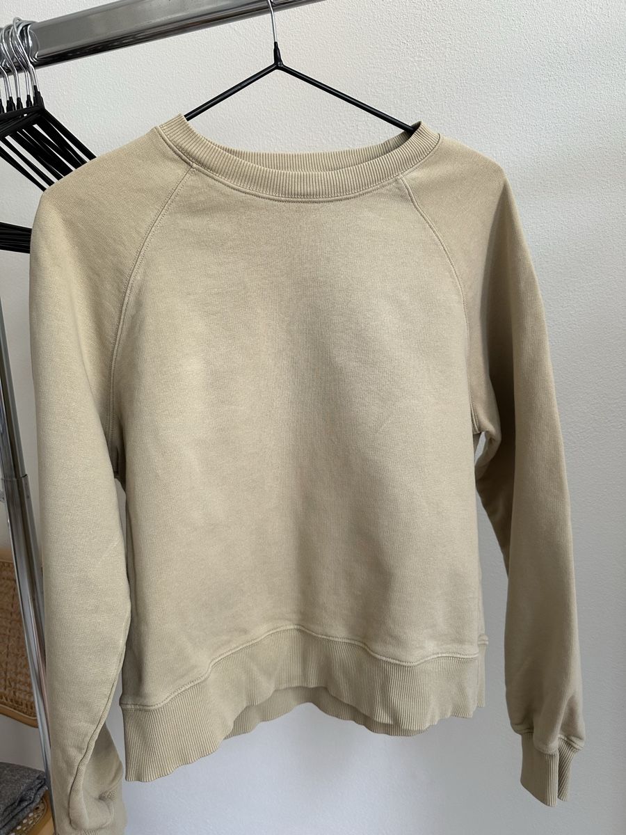 Arket Maglioni & Felpe: Arket Sweatshirt grün, olive XS – Usato da Zürich venduto da davinciclaude