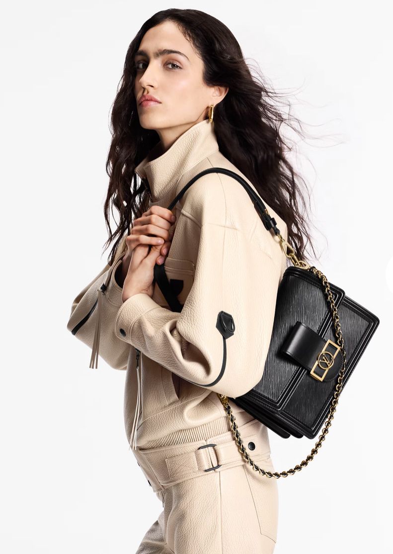 Louis Vuitton Borse da donna: Louis Vuitton Dauphine MM M56141 – Nuovo (secondo la descrizione) da Winterthur venduto da NeilMCauley