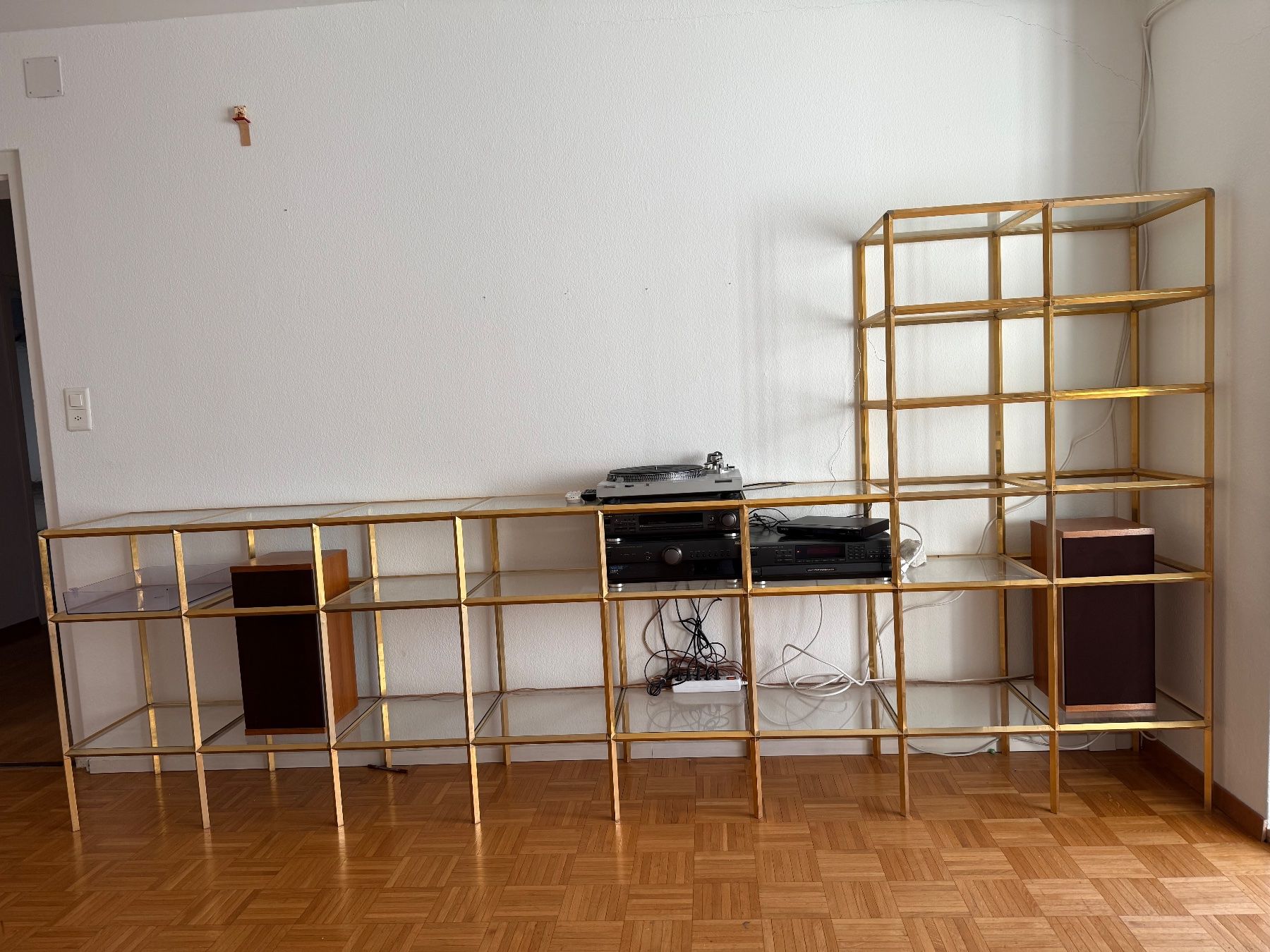 Vitra Scaffali: Vitra Glas Bronze Regal / Converta /Hermann Miller – Usato da Zürich venduto da Grillieren 1