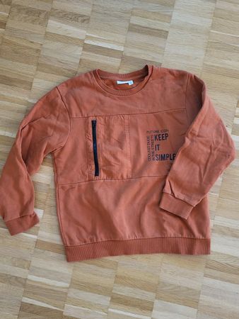 Toller Pulli mit netten Details, Gr. 134/140, Name It
