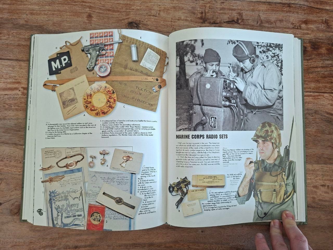 Libri: Buch USMC Uniforms & Equipment 1941 - 45 – Usato da Männedorf venduto da 12_Angry_Doughnuts 5