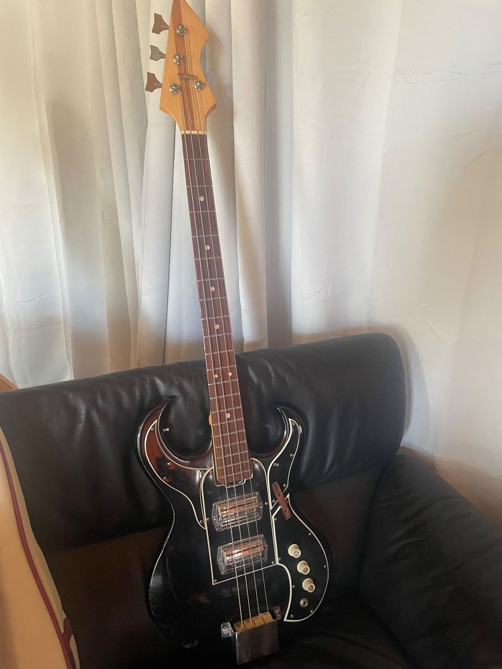 Ibanez Instruments de musique: 60s Ibanez Bass – D'occasion à Embrach par xenovolcano 8