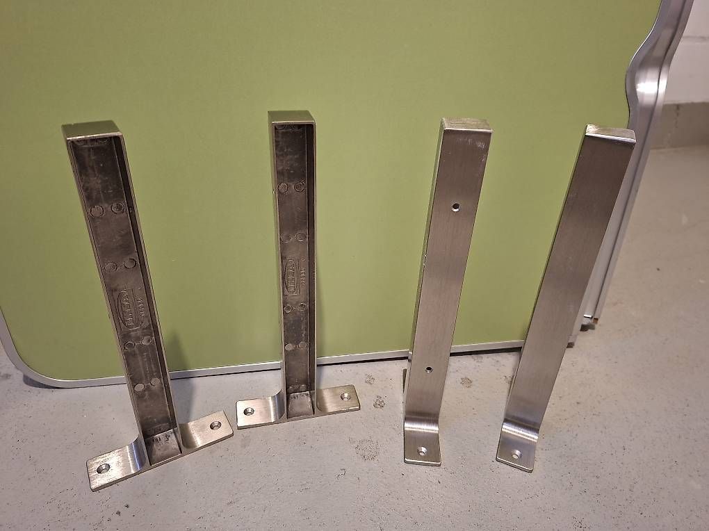 Regale: Tablar halterung IKEA 4X – Gebraucht aus Winterthur von DtR77