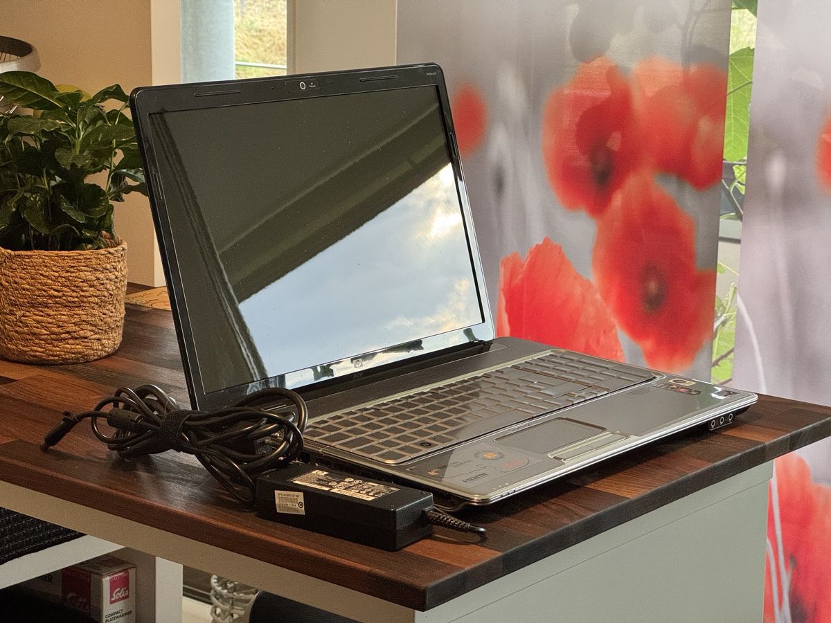 Hewlett Packard Notebook: HP Pavilion dv7 mit Windows Vista – Usato da Basel venduto da Steffox