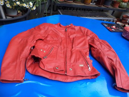 IXS Motorrad Damenjacke rot - DXL Bundweite ca. 44 cm
