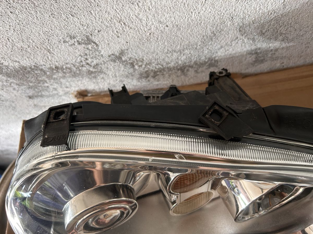 VW Fari: Phares VW Golf 4 – Usato da Fribourg venduto da rs19 3