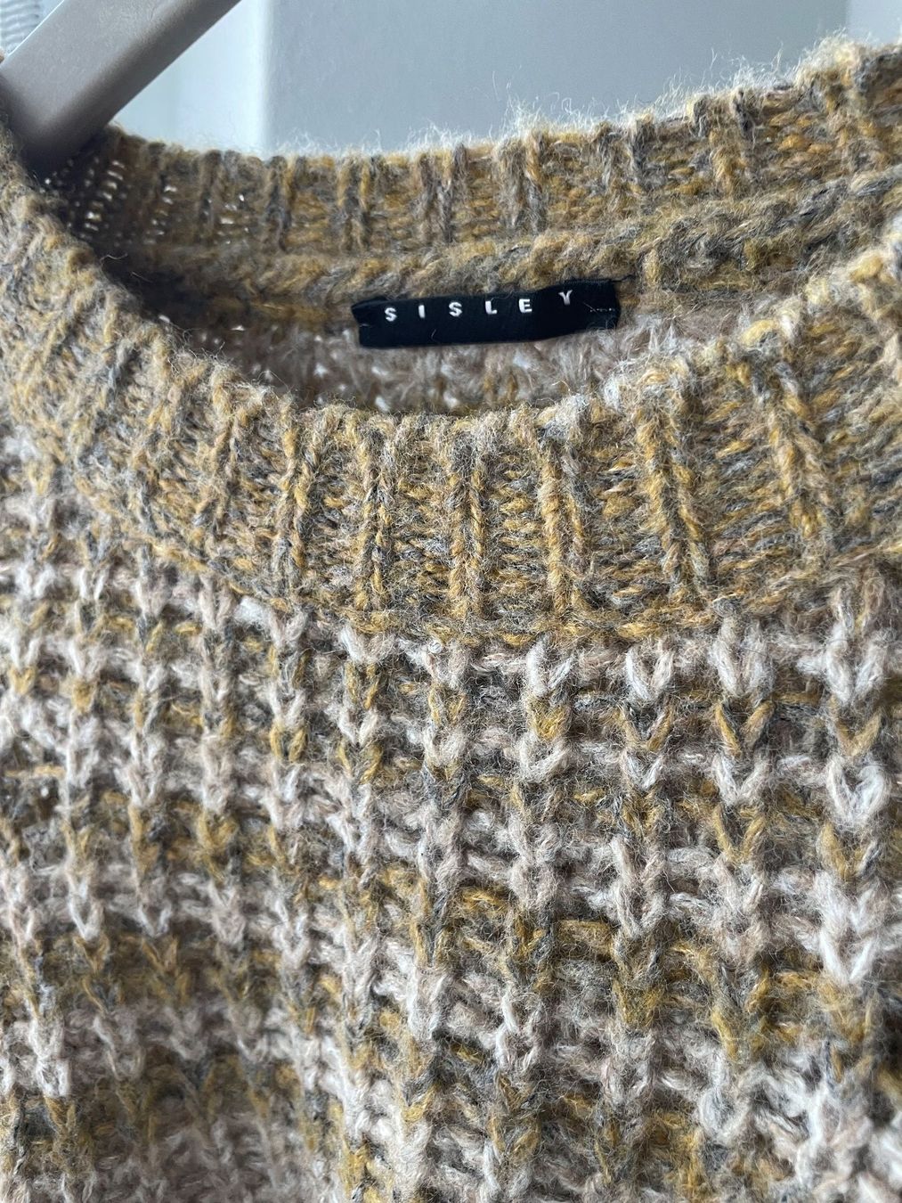 Sisley Pulls & Sweat-shirts: Sisley - Pullover mit speziellem Muster und Statement-Ärmeln – Neuf (Voir description) à Trüllikon par Megan 1