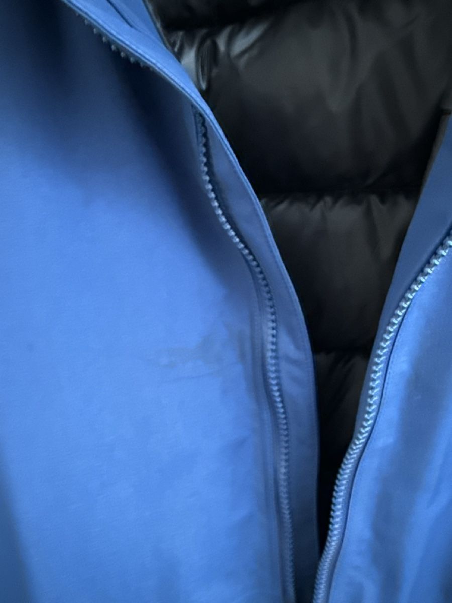 Arcteryx Giacche: Arc'teryx Jacket Blue Hooded Like New Condition – Usato da Zürich venduto da flo_2wkz 1