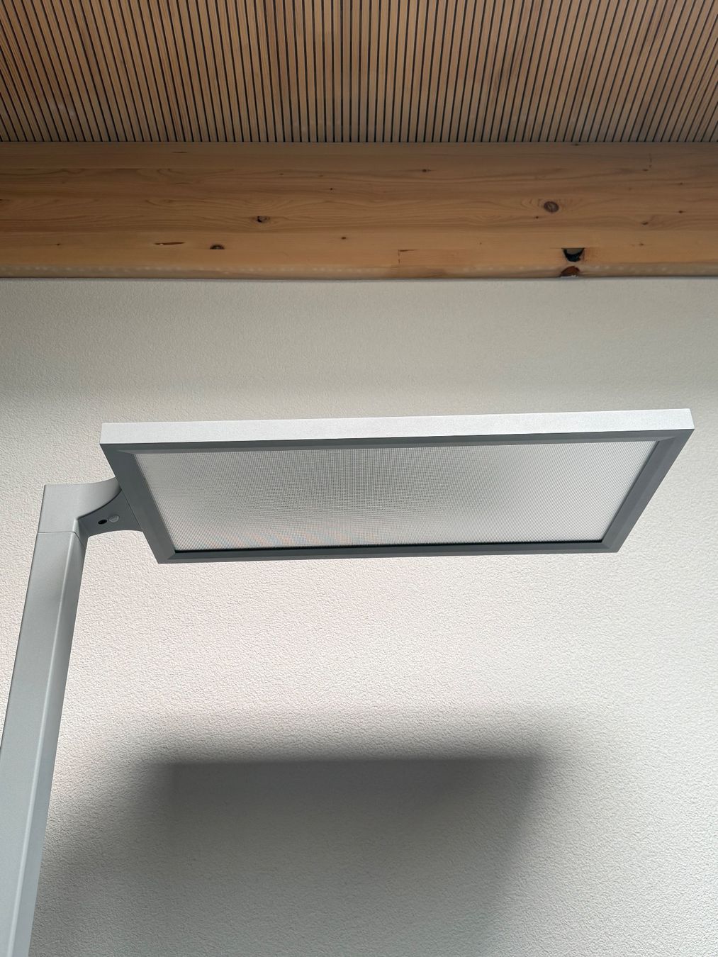 Lampade: LED Büro-Stehleuchte – Nuovo e nell'imballaggio originale da Liestal venduto da SFLiestal 2