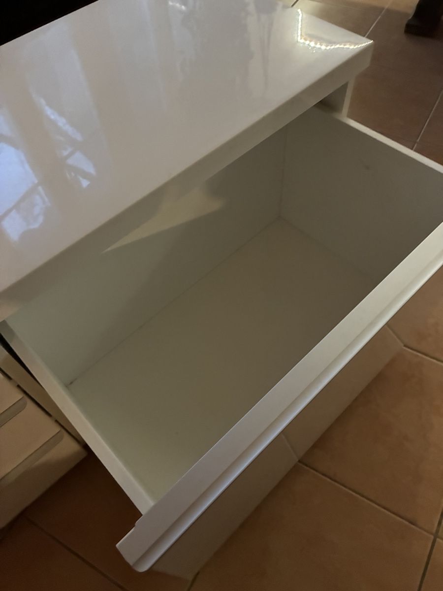 Ikea Meubles TV: Ikea Fernsehmöbel hochglanz – D'occasion à Däniken SO par Sonjab0 1