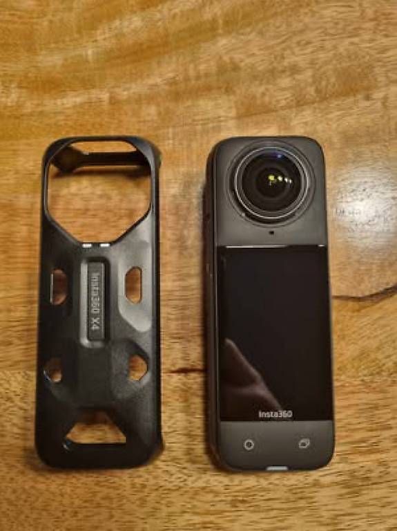 Action Cam: Insta360 X4 inkl. Zubehör – Gebraucht aus Luzern von Kimja123 1