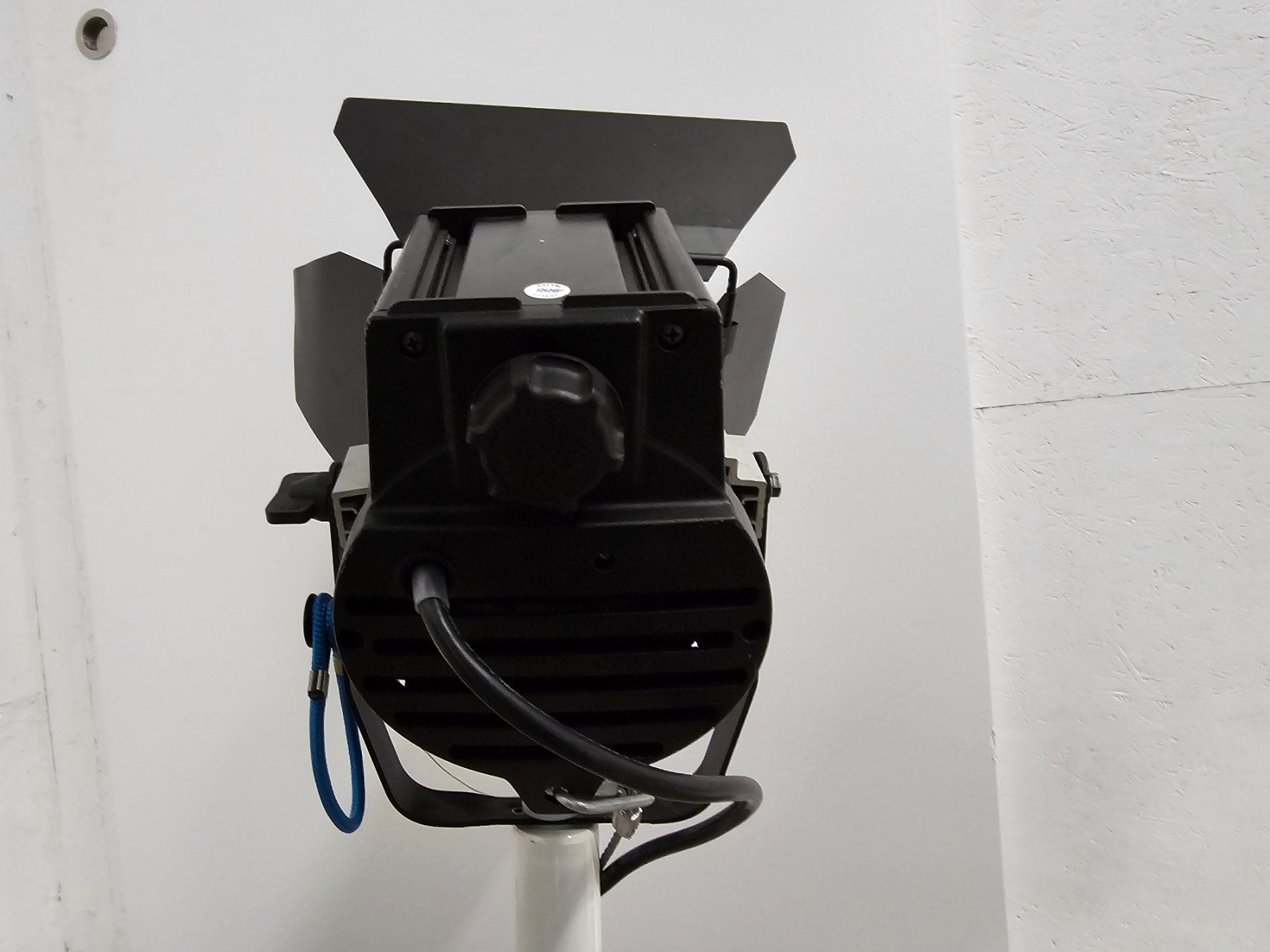 Arri Fari: Arri 650 Plus Theater-Scheinwerfer – Usato da Neuhausen venduto da PBMG 3