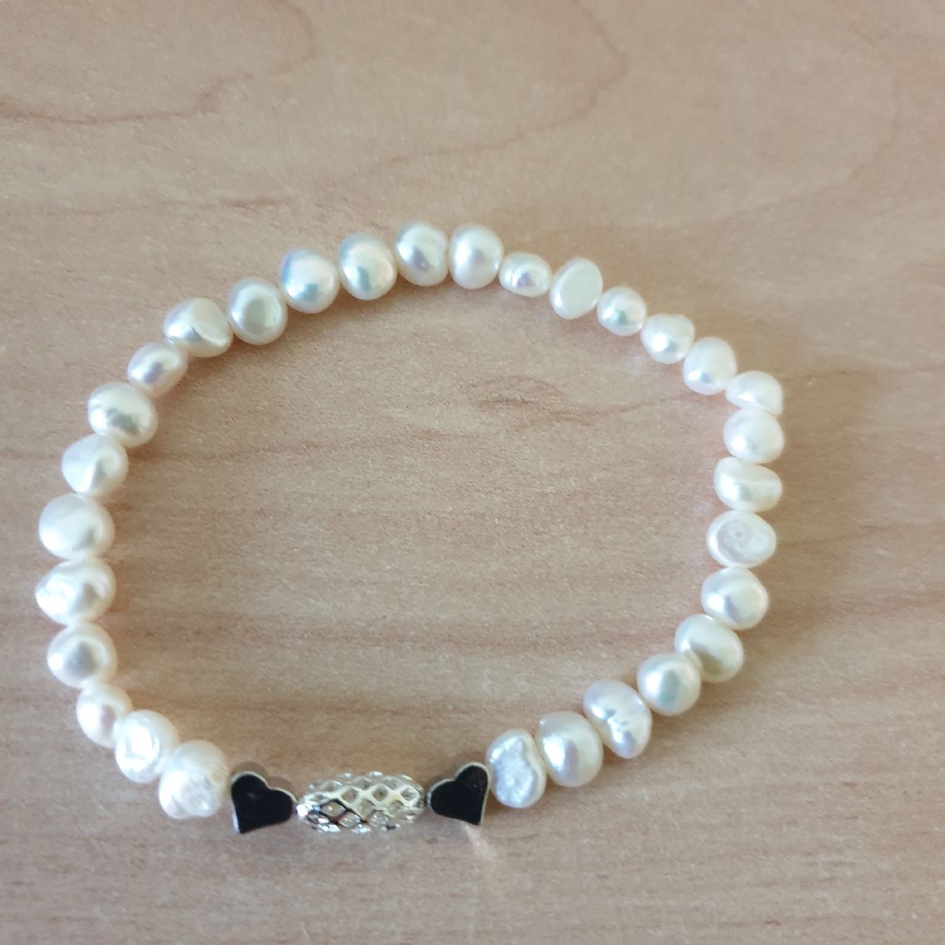 Bracciali & Braccialetti: Süsswasser Perlen Elastarmband mit Herz Länge 18cm Neu – Nuovo (secondo la descrizione) da Winterthur venduto da katzen07