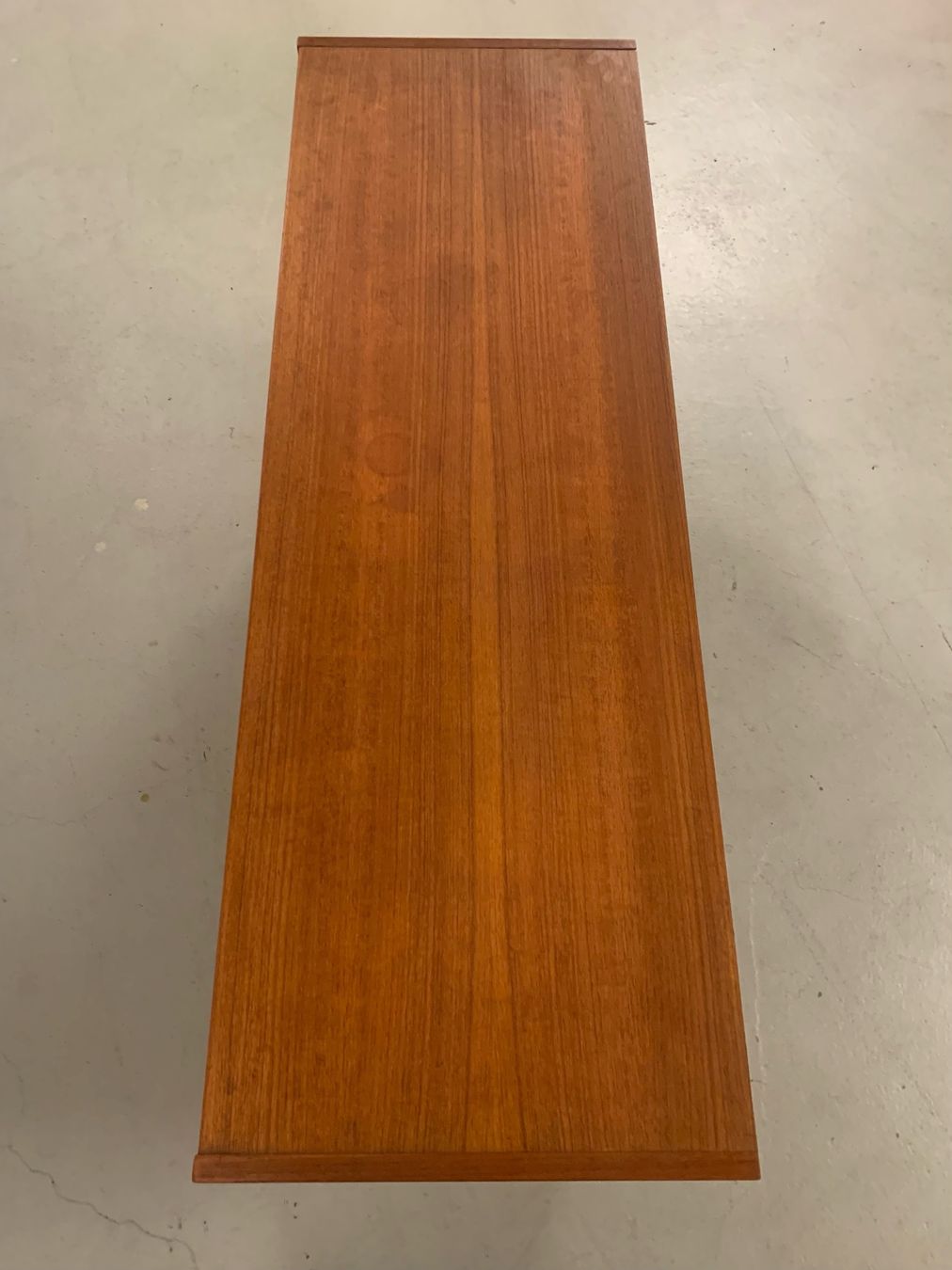 Knoll Cassettiere: MidCentury Teak Sideboard Nils Jonsson – Usato da Basel venduto da MidMod20C 8