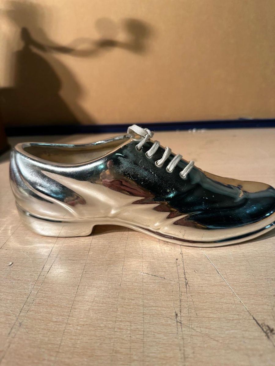 Alle Dekorationen: Silver ceramic shoe ornament - collectable and unique! – Gebraucht aus Lausanne von vas_cdb2