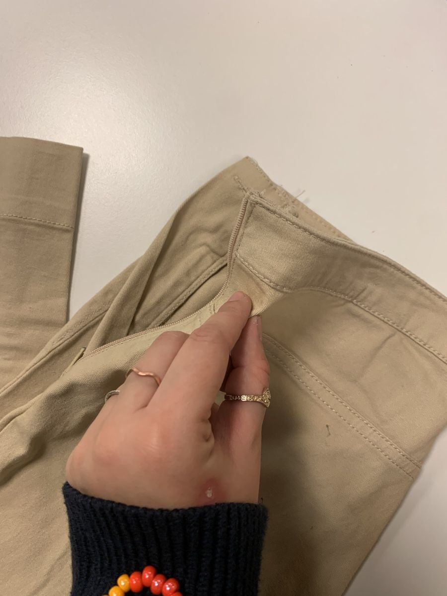 H&M Hosen: Pantalon classique beige – Gebraucht aus Montreux von iza_peche8 3