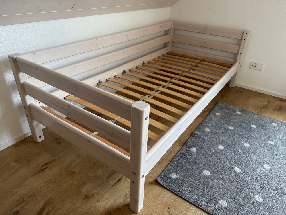 Flexa (Hoch-) Bett, Massiv-Holz, weiss lasiert, 2.08m x 1m (Gebraucht ...