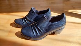 Lederschuhe schwarz neuwertig (Grösse 6 H)