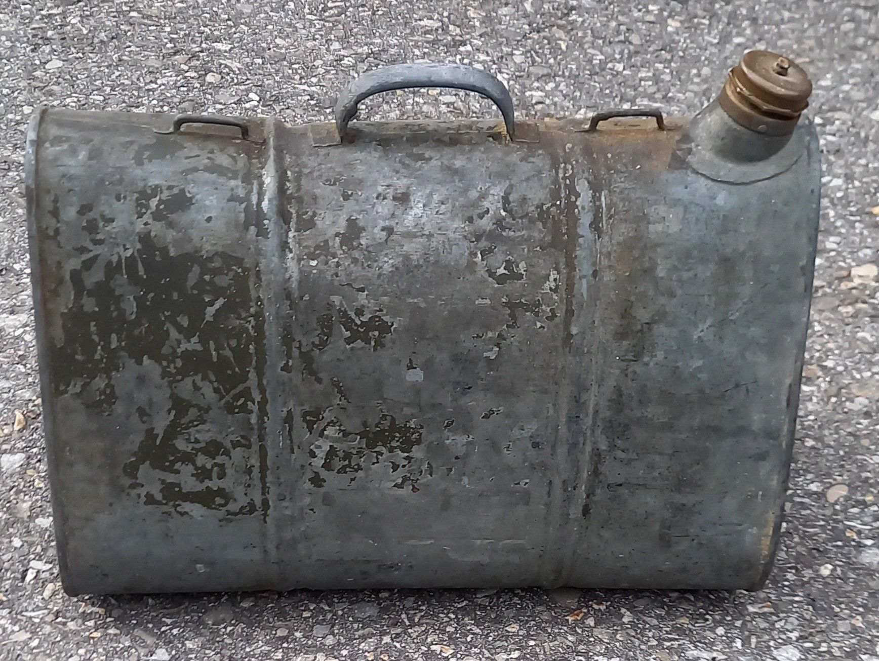 Taniche per benzina: Benzinkanister Blech Alt – Usato da Oberfrittenbach venduto da Damo1 3