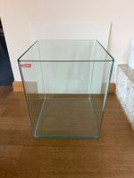 Aquarium mit Filter