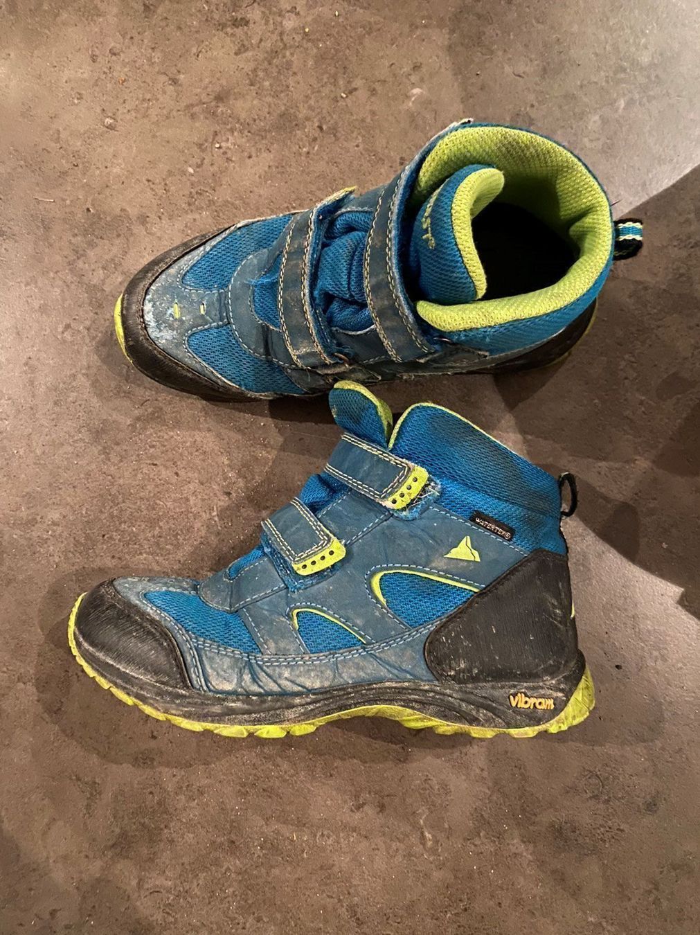 Scarpe per ragazzi: Wanderschuhe Gr 32 – Usato da Gattikon venduto da Sunshine4.