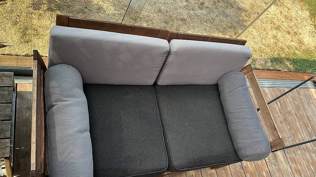 Ikea Divani: Gartensofa Holz (IKEA) – Usato da Starrkirch Wil venduto da Smithelino 1