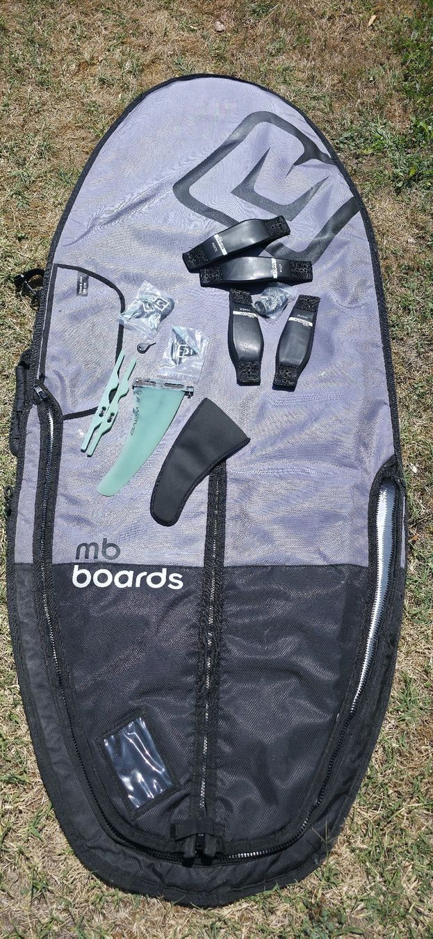 Surfboards & Schwimmbrette: planche multi fonctions MB Basilisk 106 – Gebraucht aus Romanel-sur-Lausanne von Gerco60 6